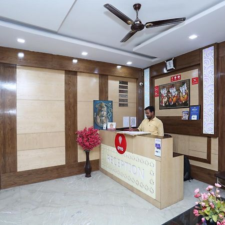 Oyo 9233 Hotel Cottage Lord Krishna Νέο Δελχί Εξωτερικό φωτογραφία