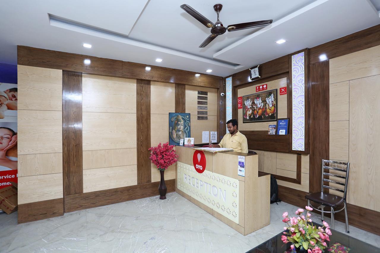 Oyo 9233 Hotel Cottage Lord Krishna Νέο Δελχί Εξωτερικό φωτογραφία