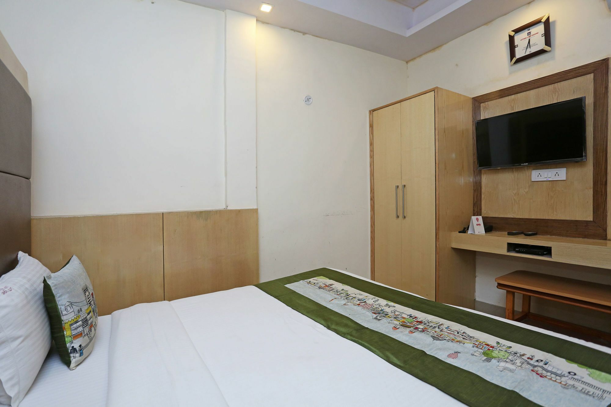 Oyo 9233 Hotel Cottage Lord Krishna Νέο Δελχί Εξωτερικό φωτογραφία