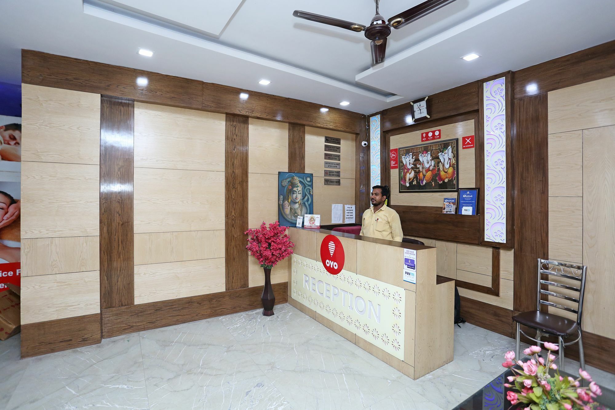 Oyo 9233 Hotel Cottage Lord Krishna Νέο Δελχί Εξωτερικό φωτογραφία